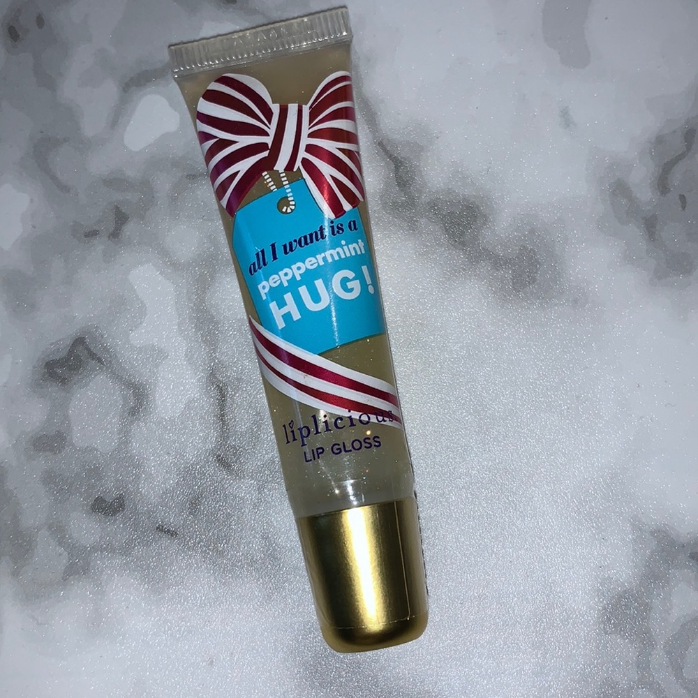 New Liplicious Peppermint Hug